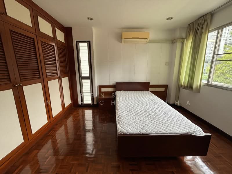 CS Villa, Bangkok, 11-1 Soi Sukhumvit 61, Khlong Tan Nua, Watthana, Bangkok, 3 Bedrooms, 250 sqm, Apartment For Rent, by Pensasi Ongphichetmetha, 500326851 - DDproperty.com