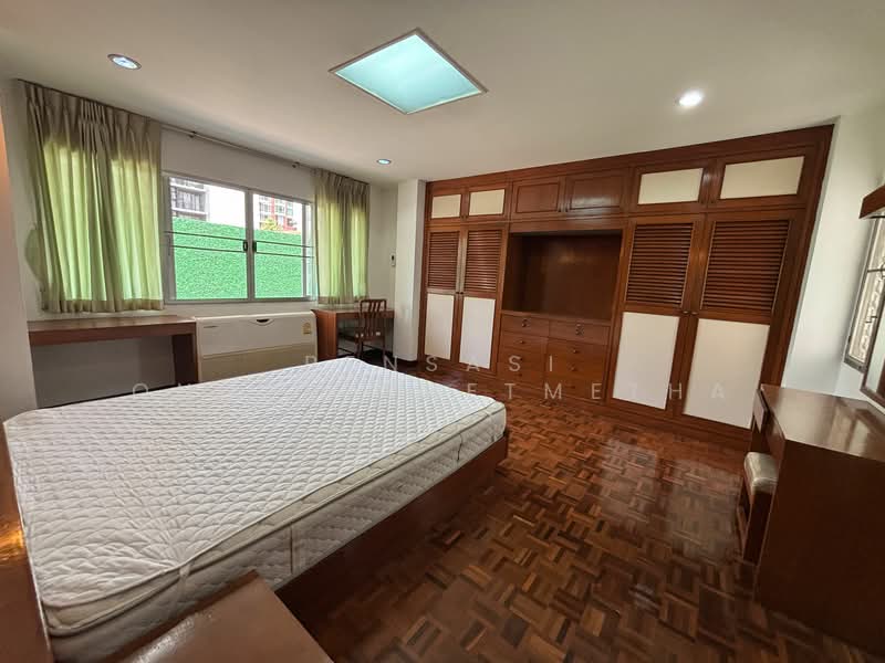 CS Villa, Bangkok, 11-1 Soi Sukhumvit 61, Khlong Tan Nua, Watthana, Bangkok, 3 Bedrooms, 250 sqm, Apartment For Rent, by Pensasi Ongphichetmetha, 500326851 - DDproperty.com