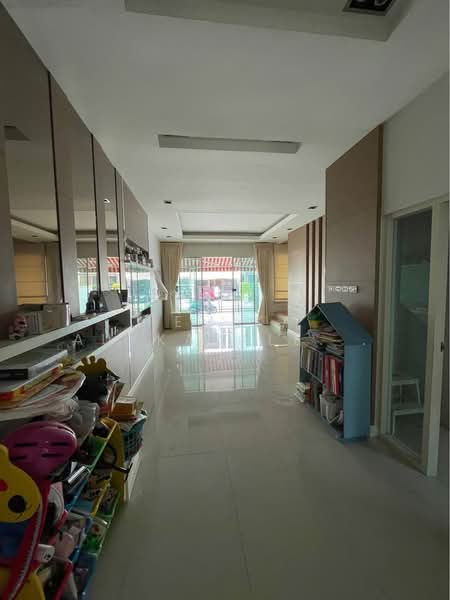 Baan Klang Muang Ratchada 36, Bangkok, Ratchadaphisek 36 Intersection 9-3-6, Chan Kasem, Chatuchak, Bangkok, 3 Bedrooms, 164 sqm, Townhouse For Sale, by Pemika Aukkaraleekul, 500326860 - DDproperty.com