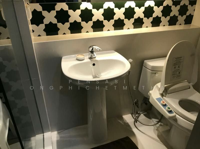 AGUSTON Sukhumvit 22, Bangkok, 140 Sukhumvit Road, Khlong Toei, Bangkok, 1 Bedroom, 55 sqm, Condo For Rent, by Pensasi Ongphichetmetha, 500326866 - DDproperty.com