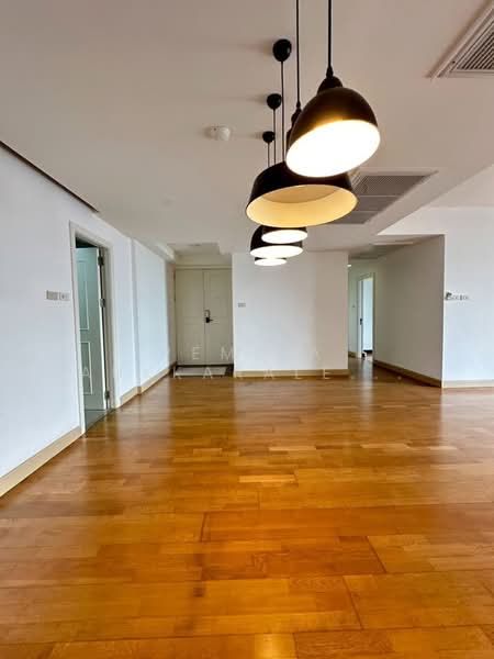 All Seasons Mansion, Bangkok, Soi Ruamrudee, Wireless Road, Lumphini, Pathum Wan, Bangkok, 2 Bedrooms, 137 sqm, Condo For Sale, by Pemika Aukkaraleekul, 500326882 - DDproperty.com