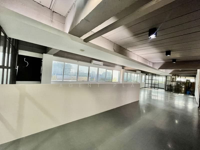 Commercial space for rent on the 3rd floor of a building in the Ladprao area, Nak Niwas Road (SPSAD3, Bangkok, Lat Phrao, Bangkok, , 240 sqm, Office Space For Rent, by Agent Pla, 500326919 - DDproperty.com