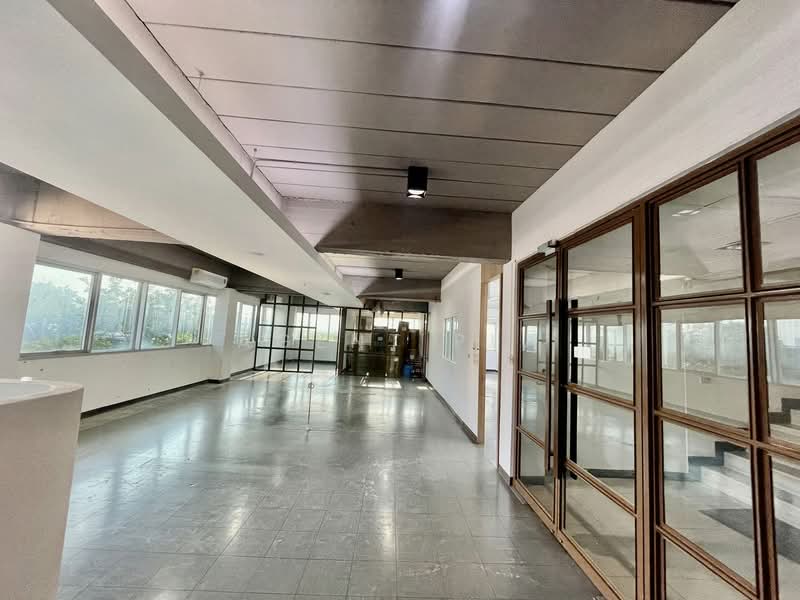 Commercial space for rent on the 3rd floor of a building in the Ladprao area, Nak Niwas Road (SPSAD3, Bangkok, Lat Phrao, Bangkok, , 240 sqm, Office Space For Rent, by Agent Pla, 500326919 - DDproperty.com
