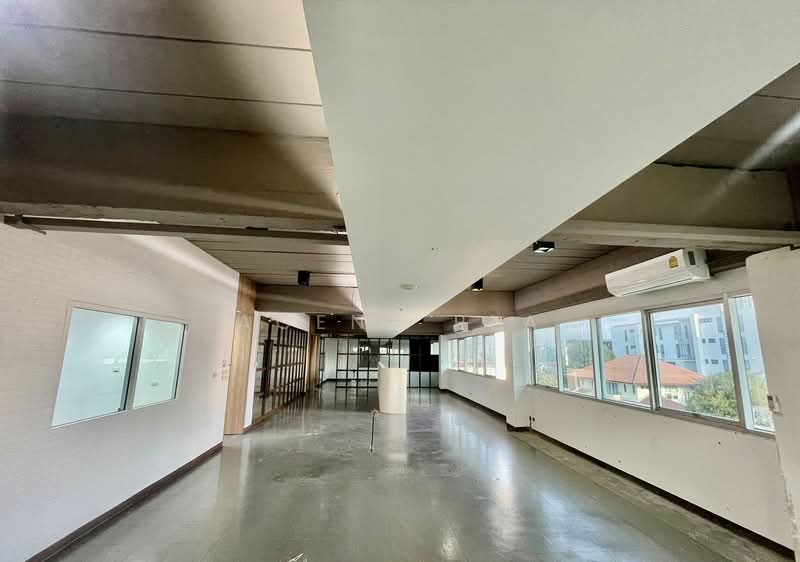 Commercial space for rent on the 3rd floor of a building in the Ladprao area, Nak Niwas Road (SPSAD3, Bangkok, Lat Phrao, Bangkok, , 240 sqm, Office Space For Rent, by Agent Pla, 500326919 - DDproperty.com