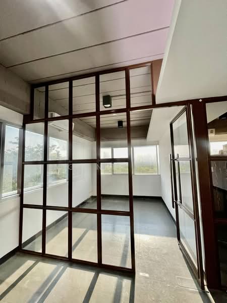 Commercial space for rent on the 3rd floor of a building in the Ladprao area, Nak Niwas Road (SPSAD3, Bangkok, Lat Phrao, Bangkok, , 240 sqm, Office Space For Rent, by Agent Pla, 500326919 - DDproperty.com