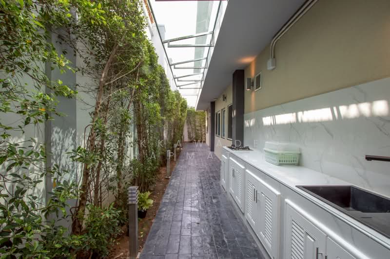 Siam Royal View, Chon Buri (Pattaya), Nong Pru, Bang Lamung (Pattaya), Chon Buri (Pattaya), 10+ Bedrooms, 1,200 sqm, Villa For Sale, by Pukkawadee Thapmathi, 500326920 - DDproperty.com