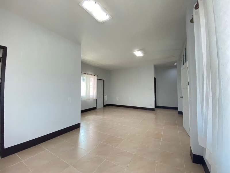 House for sale and rent good location, next to a 4-lane road, T.Nong Chom, San Sai, Chiang Mai, Nong Chom, San Sai, Chiang Mai, 3 Bedrooms, 248 sqm, Single Detached House For Rent, by คุณ ธีรชาติ, 500326953 - DDproperty.com