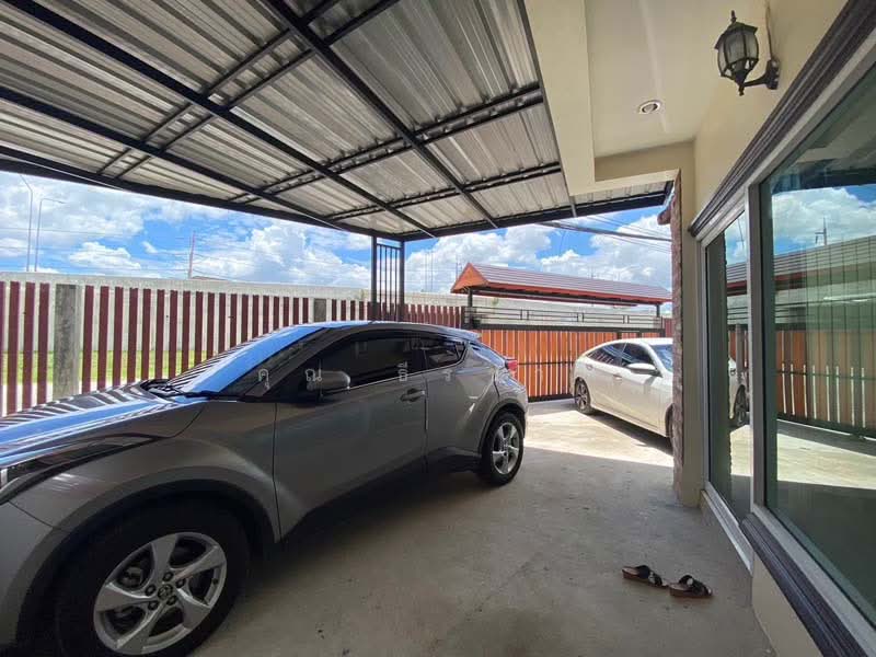 House for sale and rent good location, next to a 4-lane road, T.Nong Chom, San Sai, Chiang Mai, Nong Chom, San Sai, Chiang Mai, 3 Bedrooms, 248 sqm, Single Detached House For Rent, by คุณ ธีรชาติ, 500326953 - DDproperty.com