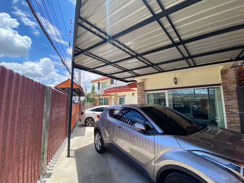 House for sale and rent good location, next to a 4-lane road, T.Nong Chom, San Sai, Chiang Mai, Nong Chom, San Sai, Chiang Mai, 3 Bedrooms, 248 sqm, Single Detached House For Rent, by คุณ ธีรชาติ, 500326953 - DDproperty.com