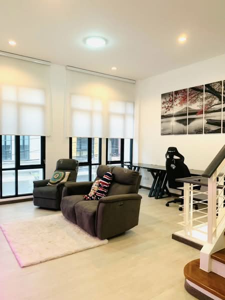 Baan Klang Krung Office Park Bangna, Bangkok, Soi Ban Klang Krung Village Office Park, Bang Na, Bangkok, 3 Bedrooms, 200 sqm, Townhouse For Rent, by ปรินทร์ญาดา ชิณโชติ, 500326998 - DDproperty.com