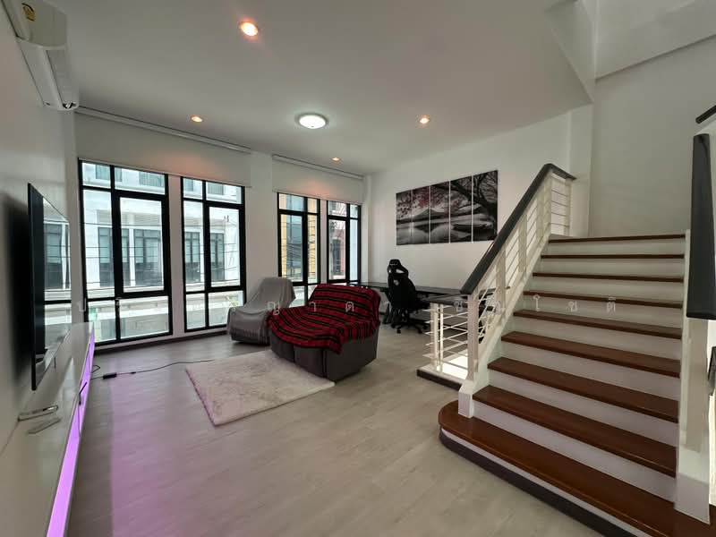 Baan Klang Krung Office Park Bangna, Bangkok, Soi Ban Klang Krung Village Office Park, Bang Na, Bang Na, Bangkok, 3 Bedrooms, 200 sqm, Townhouse For Rent, by ปรินทร์ญาดา ชิณโชติ, 500326998 - DDproperty.com