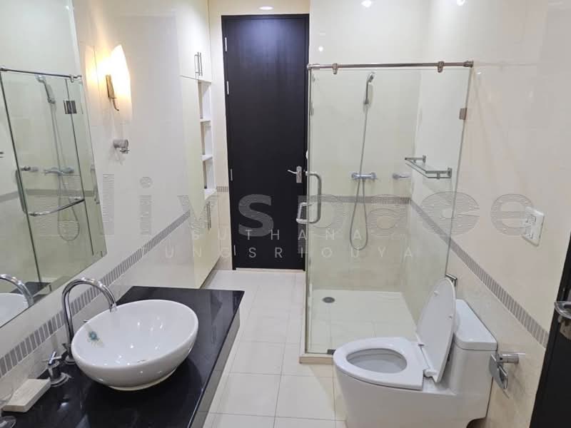 Baan Klang Krung Siam-Pathumwan : บ้านกลางกรุง สยาม-ปทุมวัน คอนโดมิเนียม, กรุงเทพ, ถนนเพชรบุรี แขวงถนนเพชรบุรี เขตราชเทวี กรุงเทพมหานคร, ถนนเพชรบุรี, ราชเทวี, กรุงเทพ, 55 ตร.ม., คอนโด ขาย, โดย Suthana Tungsriouya, 500327021 - DDproperty.com