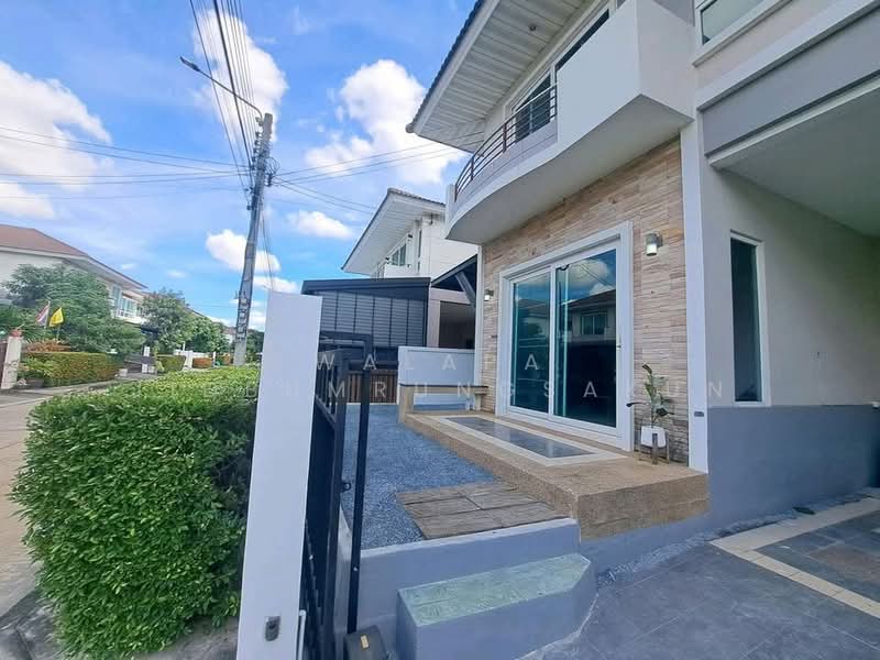 undefined, Bangkok, Khlong Song Ton Nun, Lat Krabang, Bangkok, 4 Bedrooms, 210 sqm, Single Detached House For Sale, by Walapa Jidbumrungsakun, 500327023 - DDproperty.com