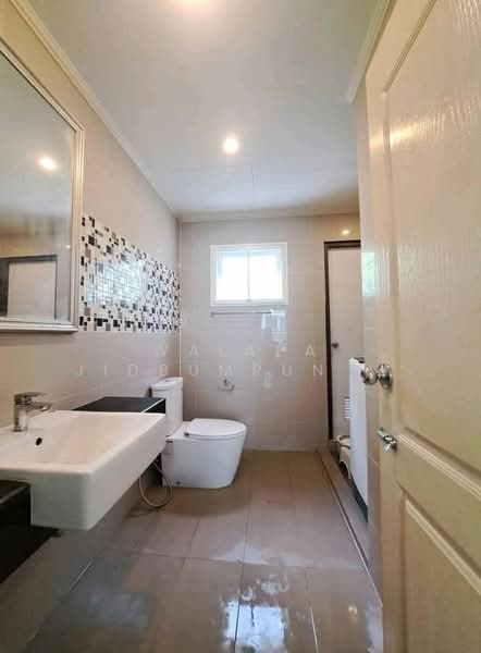 undefined, Bangkok, Khlong Song Ton Nun, Lat Krabang, Bangkok, 4 Bedrooms, 210 sqm, Single Detached House For Sale, by Walapa Jidbumrungsakun, 500327023 - DDproperty.com