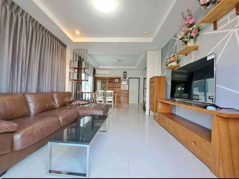 undefined, Bangkok, Khlong Song Ton Nun, Lat Krabang, Bangkok, 4 Bedrooms, 210 sqm, Single Detached House For Sale, by Walapa Jidbumrungsakun, 500327023 - DDproperty.com