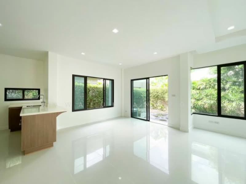 Setthasiri Watcharapol, Bangkok, Sukhaphiban 5 Road, O-Ngoen, Sai Mai, Bangkok, 3 Bedrooms, 290 sqm, Single Detached House For Sale, by Saowaluk Anupong, 500327034 - DDproperty.com