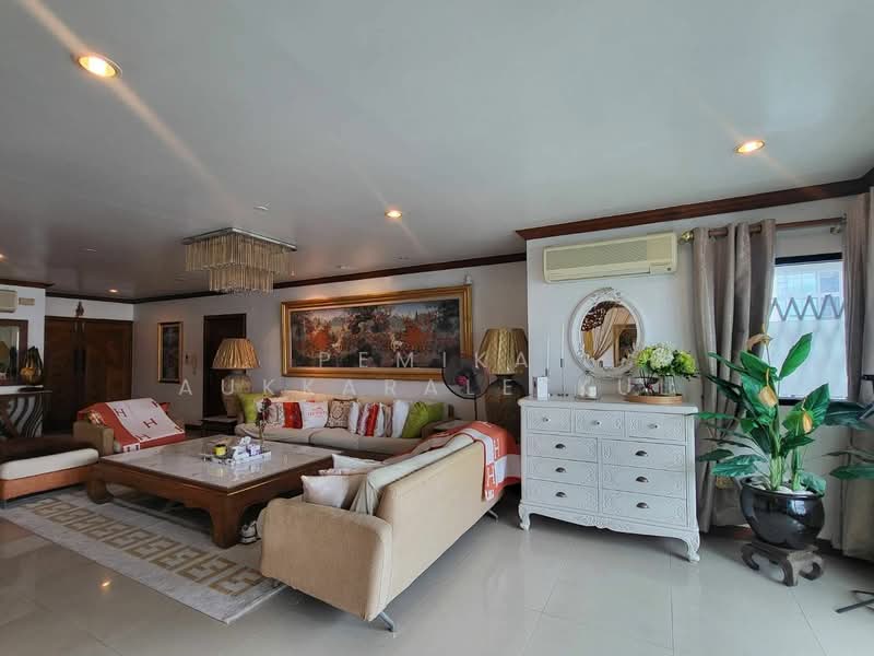 Sathorn Gardens : สาธร การ์เด้นส์, กรุงเทพ, 39 ถนนสาธรใต้, ทุ่งมหาเมฆ, สาทร, กรุงเทพ, 230 ตร.ม., คอนโด ขาย, โดย Pemika Aukkaraleekul, 500327111 - DDproperty.com