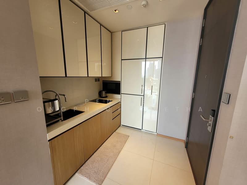 BEATNIQ Sukhumvit 32, Bangkok, Soi Sukhumvit 32, Sukhumvit Road, Khong Tan, Khlong Toei, Bangkok, 1 Bedroom, 43 sqm, Condo For Rent, by Pensasi Ongphichetmetha, 500327152 - DDproperty.com