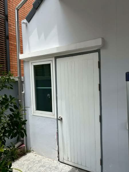 หมู่บ้านมณีรินทร์ รัตนาธิเบศร์, Nonthaburi, ถนนรัตนาธิเบศร์, Sai Ma, Muang Nonthaburi, Nonthaburi, 3 Bedrooms, 200 sqm, Single Detached House For Sale, by คุณจุ๊บ, 500327169 - DDproperty.com