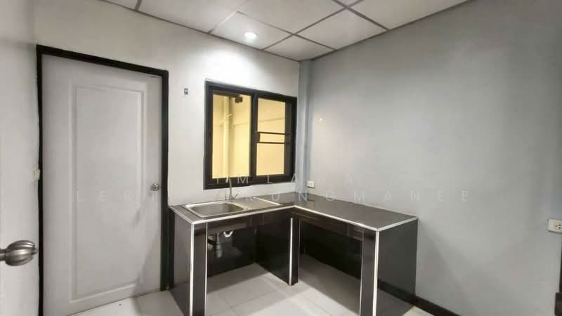 ทาวน์เฮ้าส์ กำนันแม้น–กัลปพฤกษ์, Bangkok, Bang Bon, Bangkok, 2 Bedrooms, 140 sqm, Townhouse For Sale, by Pimlada Lertritrungmanee, 500327175 - DDproperty.com