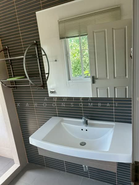 Laddarom Elegant Wongwan-Sathorn, Bangkok, 469 Kanchanapisek Road, Lak Song, Bang Khae, Bangkok, 4 Bedrooms, 192 sqm, Single Detached House For Rent, by Amwika Karoonsombat, 500327198 - DDproperty.com