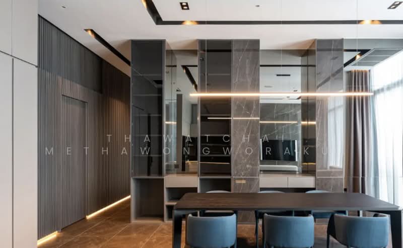 The Esse Asoke, Bangkok, 333 Soi Sukhumvit 21, Sukhumvit Road, Khlongtoei Nua, Watthana, Bangkok, 2 Bedrooms, 158 sqm, Condo For Sale, by Thawatchai Methawongworakul, 500327210 - DDproperty.com