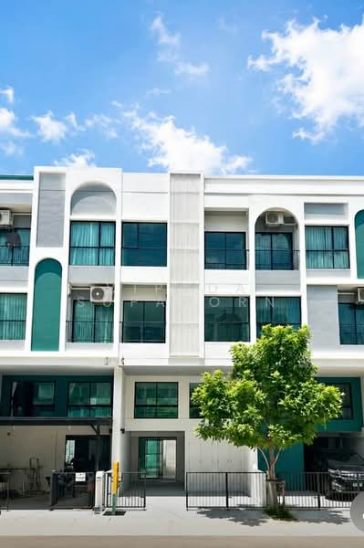 undefined, Bangkok, Khlong Chan, Bang Kapi, Bangkok, 3 Bedrooms, 209 sqm, Single Detached House For Sale, by Vipada Supaporn, 500327244 - DDproperty.com