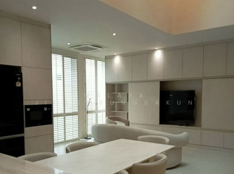 Noble Terra Rama 9-Ekamai, Bangkok, 299 Chamnian Soem Alley, Wang Thonglang, Bangkok, 4 Bedrooms, 382 sqm, Single Detached House For Rent, by Walapa Jidbumrungsakun, 500327252 - DDproperty.com