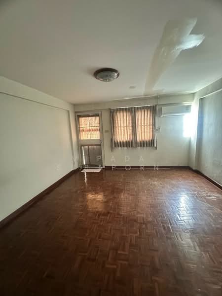 undefined, Bangkok, Chorake Bua, Lat Phrao, Bangkok, 4 Bedrooms, 68 sqm, Townhouse For Sale, by Vipada Supaporn, 500327256 - DDproperty.com