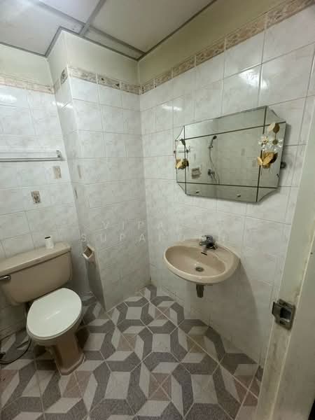 undefined, Bangkok, Chorake Bua, Lat Phrao, Bangkok, 4 Bedrooms, 68 sqm, Townhouse For Sale, by Vipada Supaporn, 500327256 - DDproperty.com