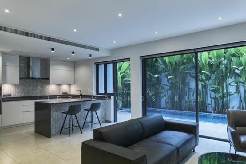 4-BR House, Bangkok, Khlong Tan Nua, Watthana, Bangkok, 4 Bedrooms, 400 sqm, Single Detached House For Sale, by Walapa Jidbumrungsakun, 500327261 - DDproperty.com