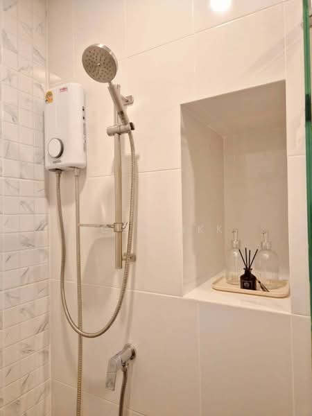 Chewathai Pinklao, Bangkok, Arun Amarin Road, Bang Yi Khan, Bang Phlat, Bangkok, 1 Bedroom, 30 sqm, Condo For Rent, by Agentbkk, 500327282 - DDproperty.com