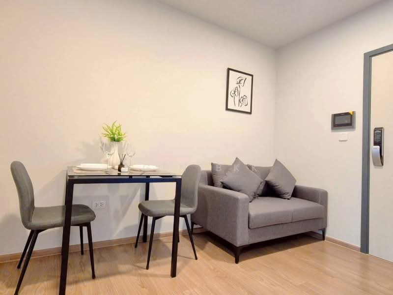 Chewathai Pinklao, Bangkok, Arun Amarin Road, Bang Yi Khan, Bang Phlat, Bangkok, 1 Bedroom, 30 sqm, Condo For Rent, by Agentbkk, 500327282 - DDproperty.com