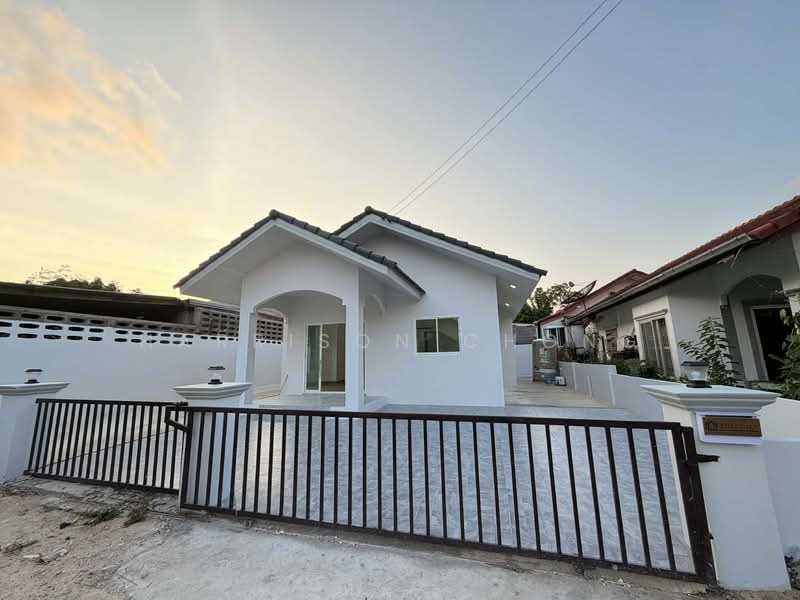 2-BR House, Chon Buri (Pattaya), Sattahip, Chon Buri (Pattaya), 2 Bedrooms, 90 sqm, Single Detached House For Sale, by Harrison Chong, 500327341 - DDproperty.com