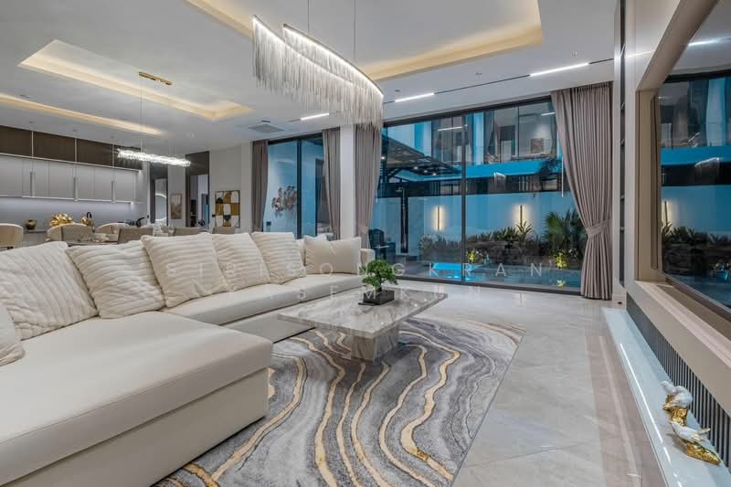 5-BR House, Chon Buri (Pattaya), Nong Pru, Bang Lamung (Pattaya), Chon Buri (Pattaya), 5 Bedrooms, 300 sqm, Single Detached House For Sale, by Sirisongkran Kasemkun, 500327360 - DDproperty.com