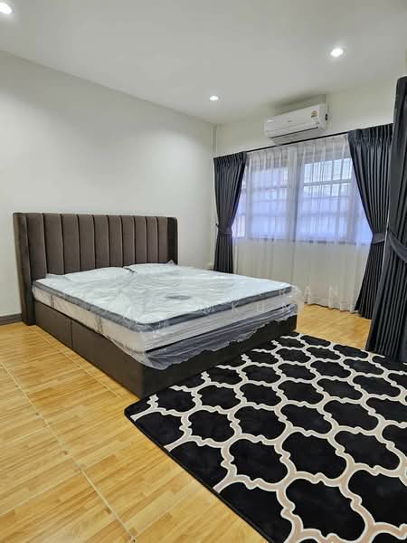 3-BR Townhouse, Chon Buri (Pattaya), Na Kloe, Bang Lamung (Pattaya), Chon Buri (Pattaya), 3 Bedrooms, 167 sqm, Townhouse For Rent, by Sirisongkran Kasemkun, 500327364 - DDproperty.com