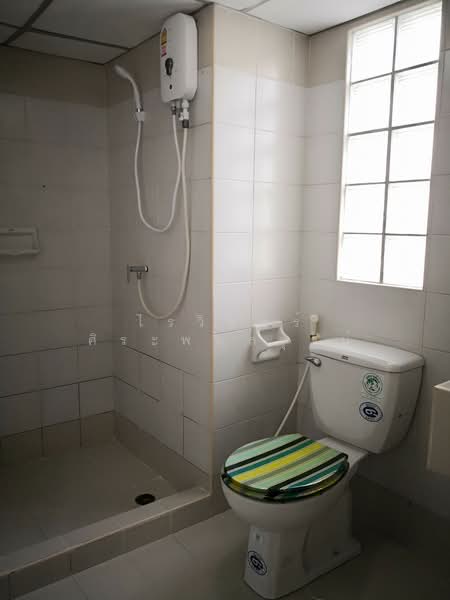 Lumpini Center Happyland, Bangkok, A2 Happy Land Sai 1 Road, Khlong Chan, Bang Kapi, Bangkok, Studio, 28 sqm, Condo For Sale, by ไรวินทร์ ศิระพหลรุจน์, 500327371 - DDproperty.com