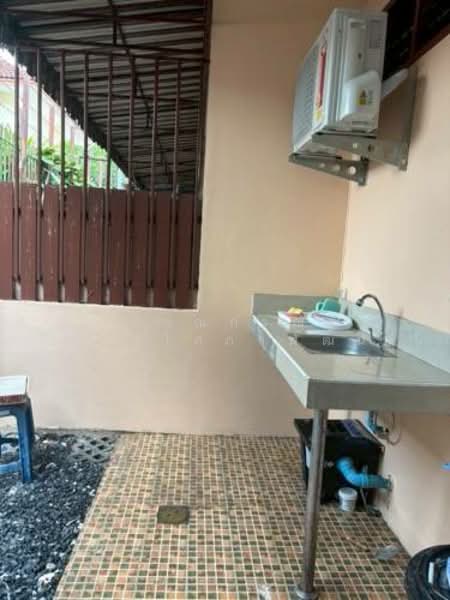 ลาดพร้าว, Bangkok, Chorake Bua, Lat Phrao, Bangkok, 1 Bedroom, 90 sqm, Townhouse For Rent, by Vannagornnat Charatsoparputh, 500327466 - DDproperty.com