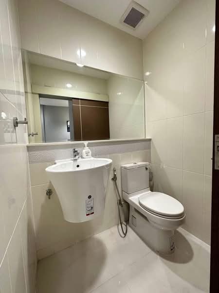 Baan Klang Muang Sathorn-Taksin 2, Bangkok, Kanlapaphruek Road, Bangko, Chom Thong, Bangkok, 3 Bedrooms, 170 sqm, Townhouse For Rent, by Thiti Boonchurn, 500327495 - DDproperty.com