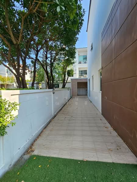 Baan Klang Muang Kaset-Nawamin, Bangkok, Soi Nawamin 70 Yeak 11-2, Khlong Kum, Bueng Kum, Bangkok, 3 Bedrooms, 166 sqm, Townhouse For Rent, by ปรินทร์ญาดา ชิณโชติ, 500327498 - DDproperty.com