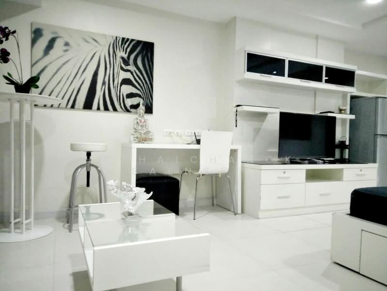 The Trendy, Bangkok, 10 Soi Sukhumvit 13, Khlongtoei Nua, Watthana, Bangkok, Studio, 35 sqm, Condo For Rent, by Hathaichanok Saenset, 500327500 - DDproperty.com