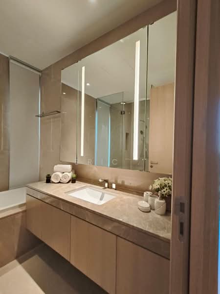 Magnolias Waterfront Residences, Bangkok, 259 Charoen Nakhon Road, Khlong Ton Sai, Khlong San, Bangkok, 2 Bedrooms, 102 sqm, Condo For Rent, by Eric ., 500327551 - DDproperty.com