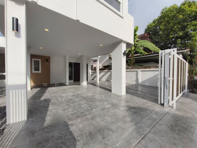 Donmuang Villa 2, Bangkok, Khlong Tanon, Sai Mai, Bangkok, 4 Bedrooms, 220 sqm, Semi-Detached House (Twin House) For Sale, by ปุณณภา นารานนทชัย, 500327559 - DDproperty.com