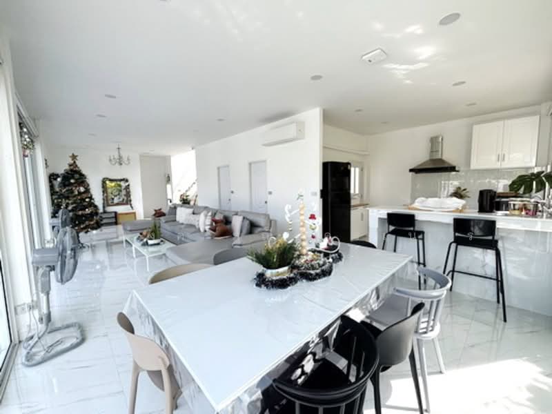 Detached House Ladkrabang - Suvarnabhumi, Bangkok, ประชาทร, Lat Krabang, Lat Krabang, Bangkok, 5 Bedrooms, 245 sqm, Single Detached House For Rent, by นัฐพงค์ มณีอัครเนตร, 500327610 - DDproperty.com