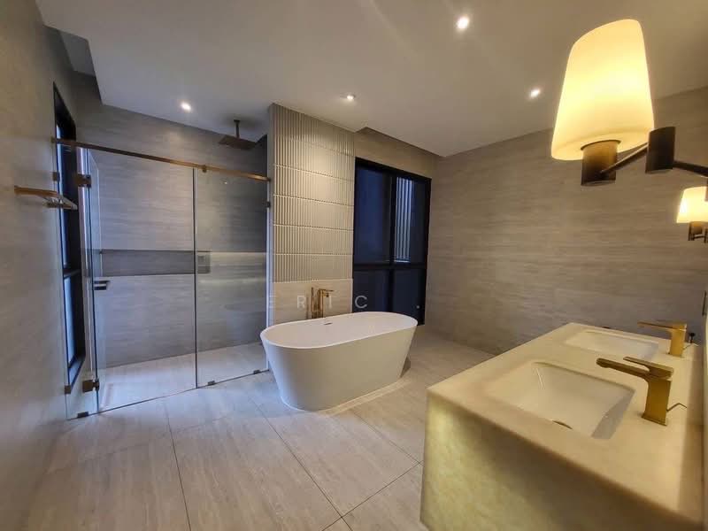 BuGaan Krungthep Kreetha, Bangkok, 109 15 Soi Krungthep Kreetha, Hua Mak, Bang Kapi, Bangkok, 5 Bedrooms, 430 sqm, Single Detached House For Rent, by Eric ., 500327624 - DDproperty.com