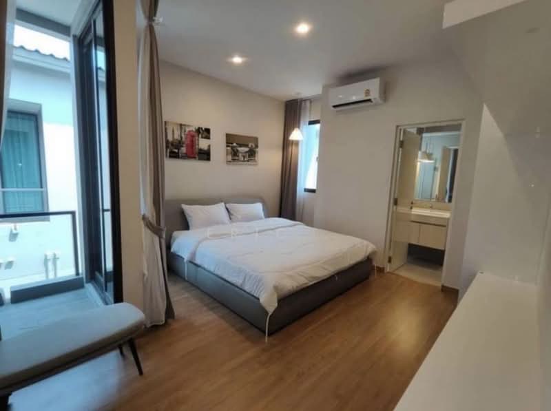 Baan Klang Muang Classe Ekkamai-Ramintra : บ้านกลางเมือง คลาสเซ่ เอกมัย-รามอินทรา, กรุงเทพ, ถนนสุคนธสวัสดิ์, ลาดพร้าว, กรุงเทพ, 320 ตร.ม., บ้านเดี่ยว ให้เช่า, โดย Eric ., 500327627 - DDproperty.com
