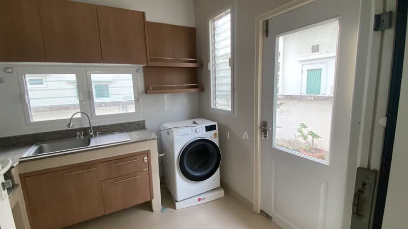 Mantana Bangna Km.13, Samut Prakan, Bangna-Trad Road, Bangphli Yai, Bang Plee, Samut Prakan, 3 Bedrooms, 160 sqm, Single Detached House For Rent, by Netsanthiah Ai, 500327641 - DDproperty.com