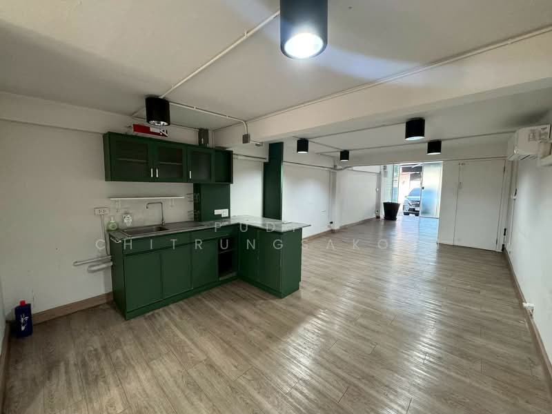 Commercial Building for Rent – Nanglinchee / Yen Akat, Bangkok, Chong Nonsi, Yan Nawa, Bangkok, , 280 sqm, Shophouse For Rent, by Pudis Chitrungsakorn, 500327643 - DDproperty.com