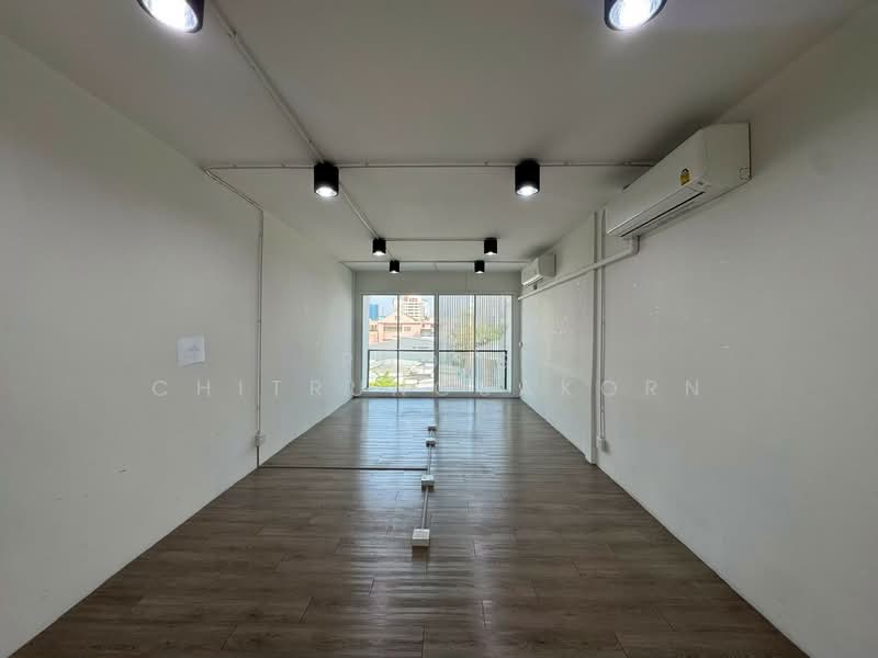 Commercial Building for Rent – Nanglinchee / Yen Akat, Bangkok, Chong Nonsi, Yan Nawa, Bangkok, , 280 sqm, Shophouse For Rent, by Pudis Chitrungsakorn, 500327643 - DDproperty.com