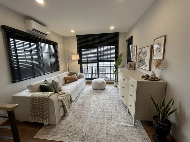 Centro Bangna, Samut Prakan, 111 Soi 3, Bang Kaeo, Bang Plee, Samut Prakan, 4 Bedrooms, 280 sqm, Single Detached House For Rent, by Rattapon Sivamok, 500327649 - DDproperty.com